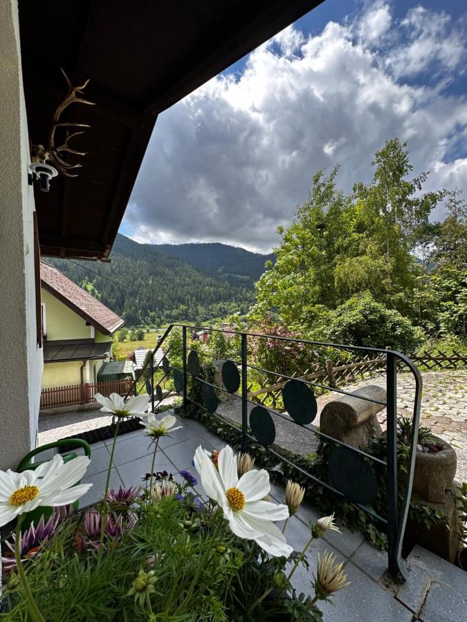 Apartamento Haus Wagner Bad Kleinkirchheim Exterior foto